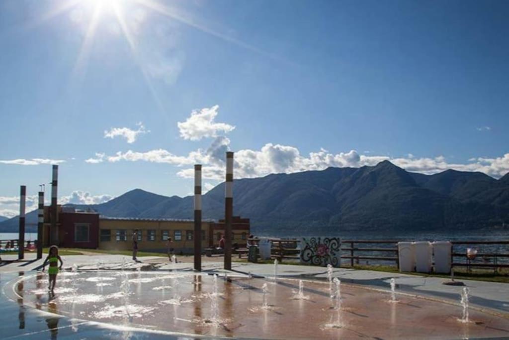 Blue Breeze Apartment Germignaga Esterno foto